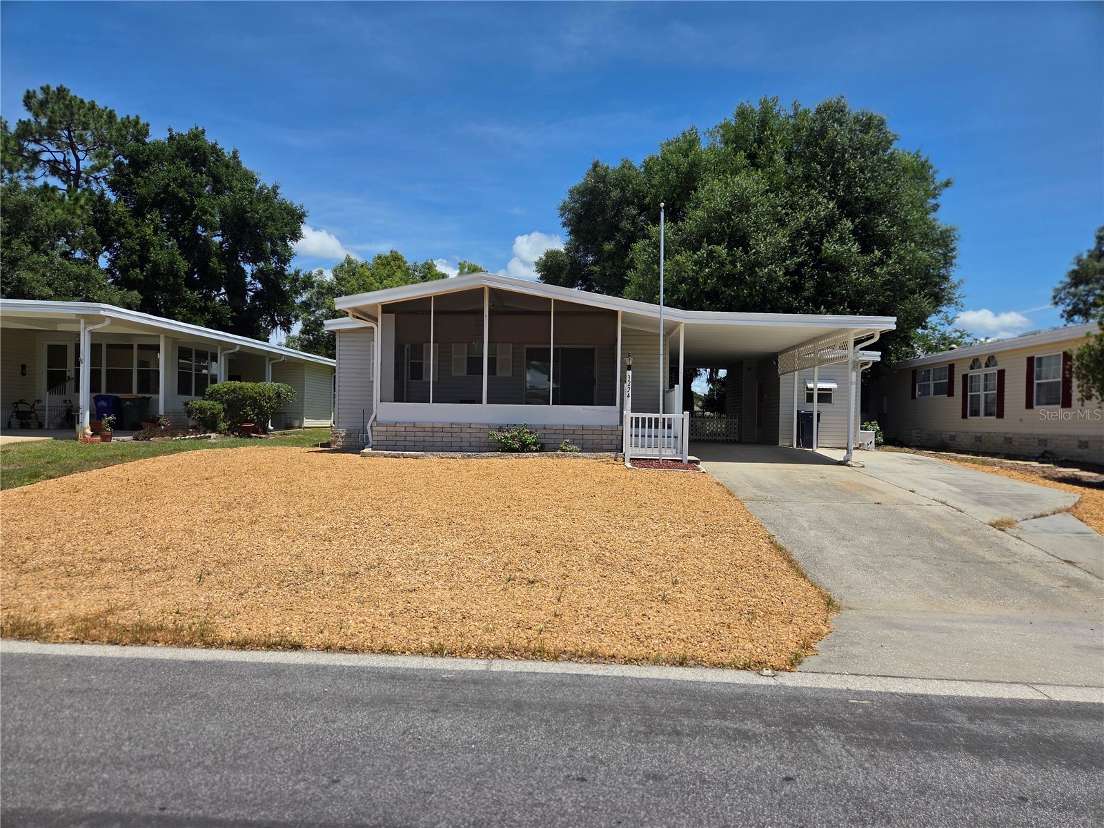 3224 Manatee Road Tavares FL 32778 G5113761 image1
