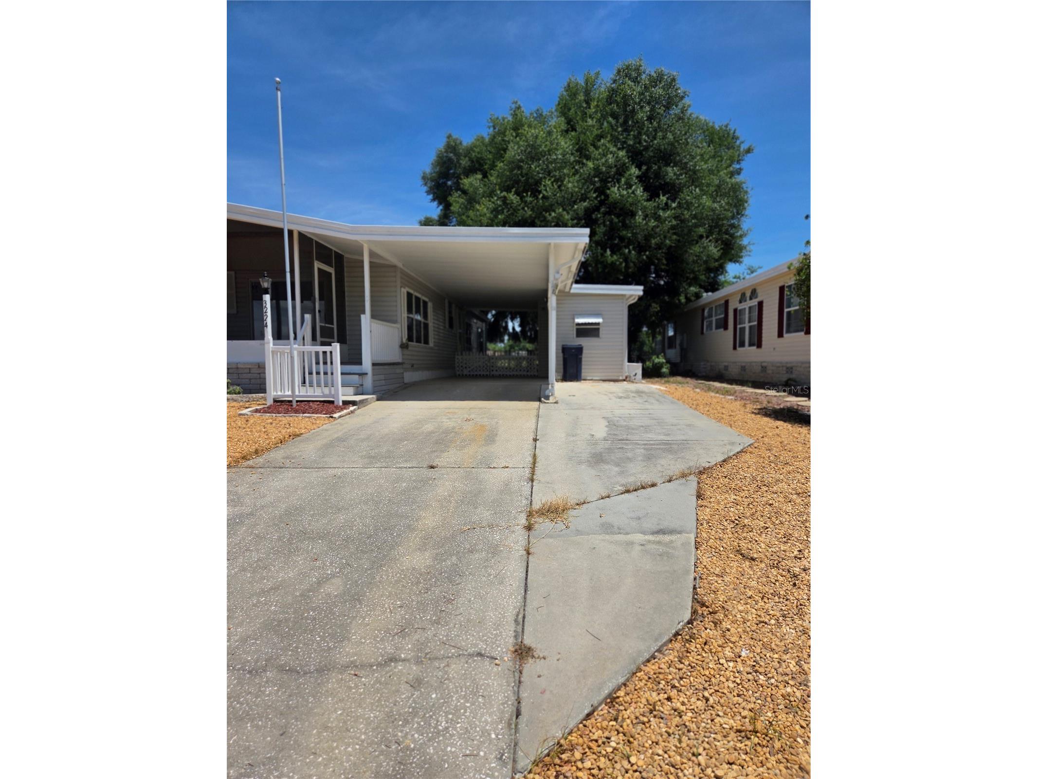 3224 Manatee Road Tavares FL 32778 G5113761 image2