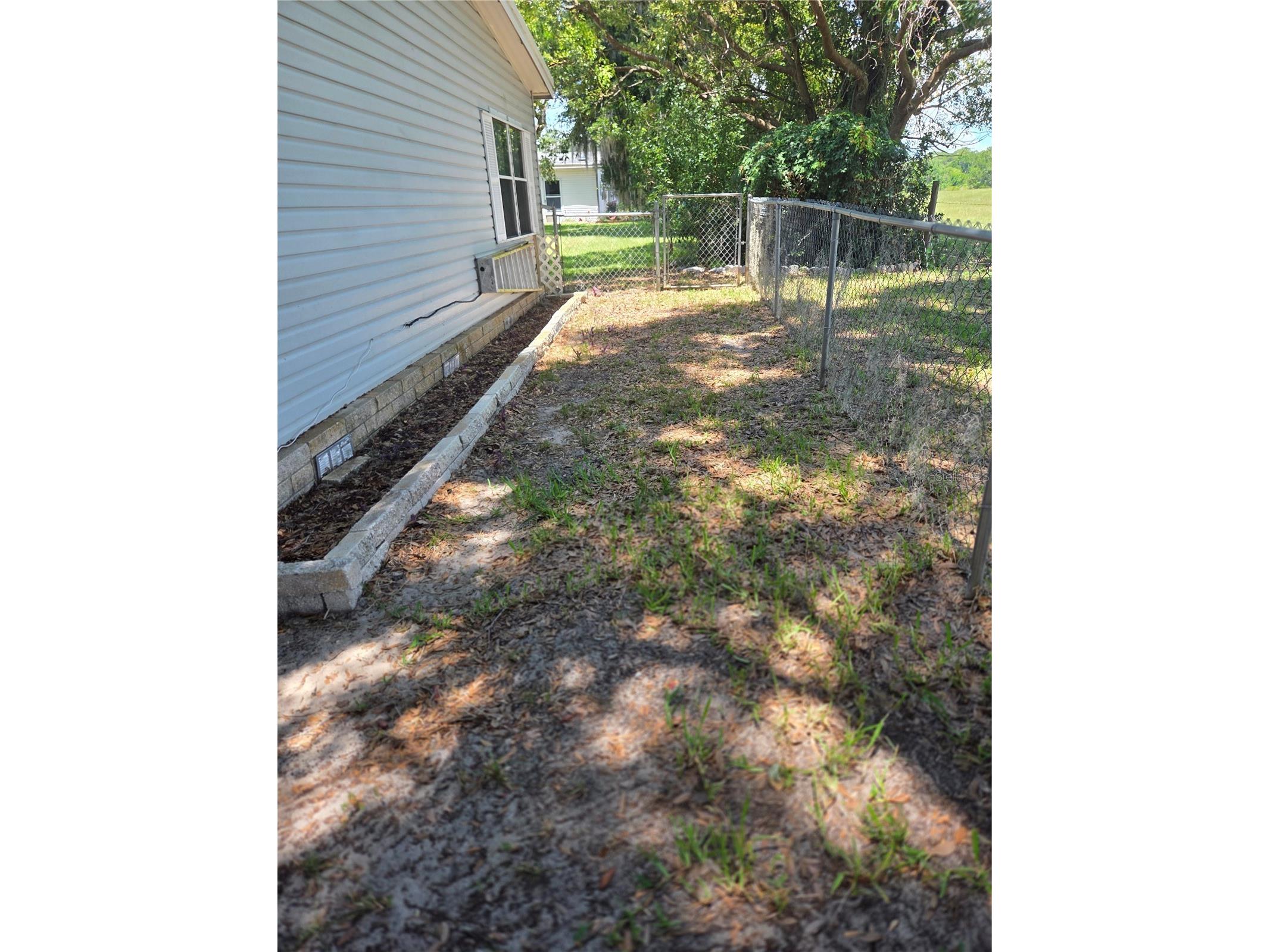 3224 Manatee Road Tavares FL 32778 G5113761 image25