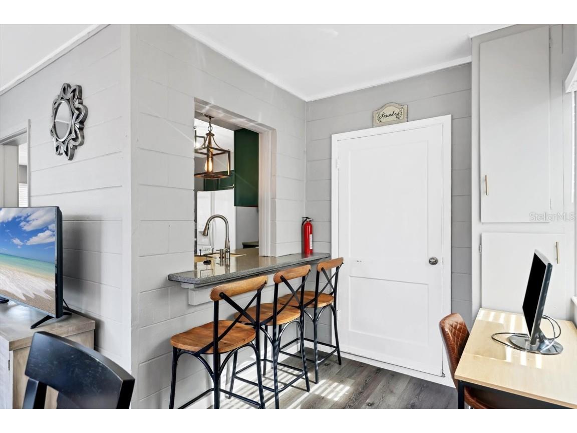 3224 Williamsburg Street Sarasota FL 34231 A4674010 image16