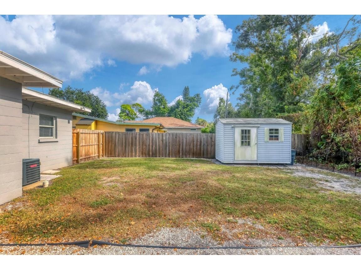 3224 Williamsburg Street Sarasota FL 34231 A4674010 image25