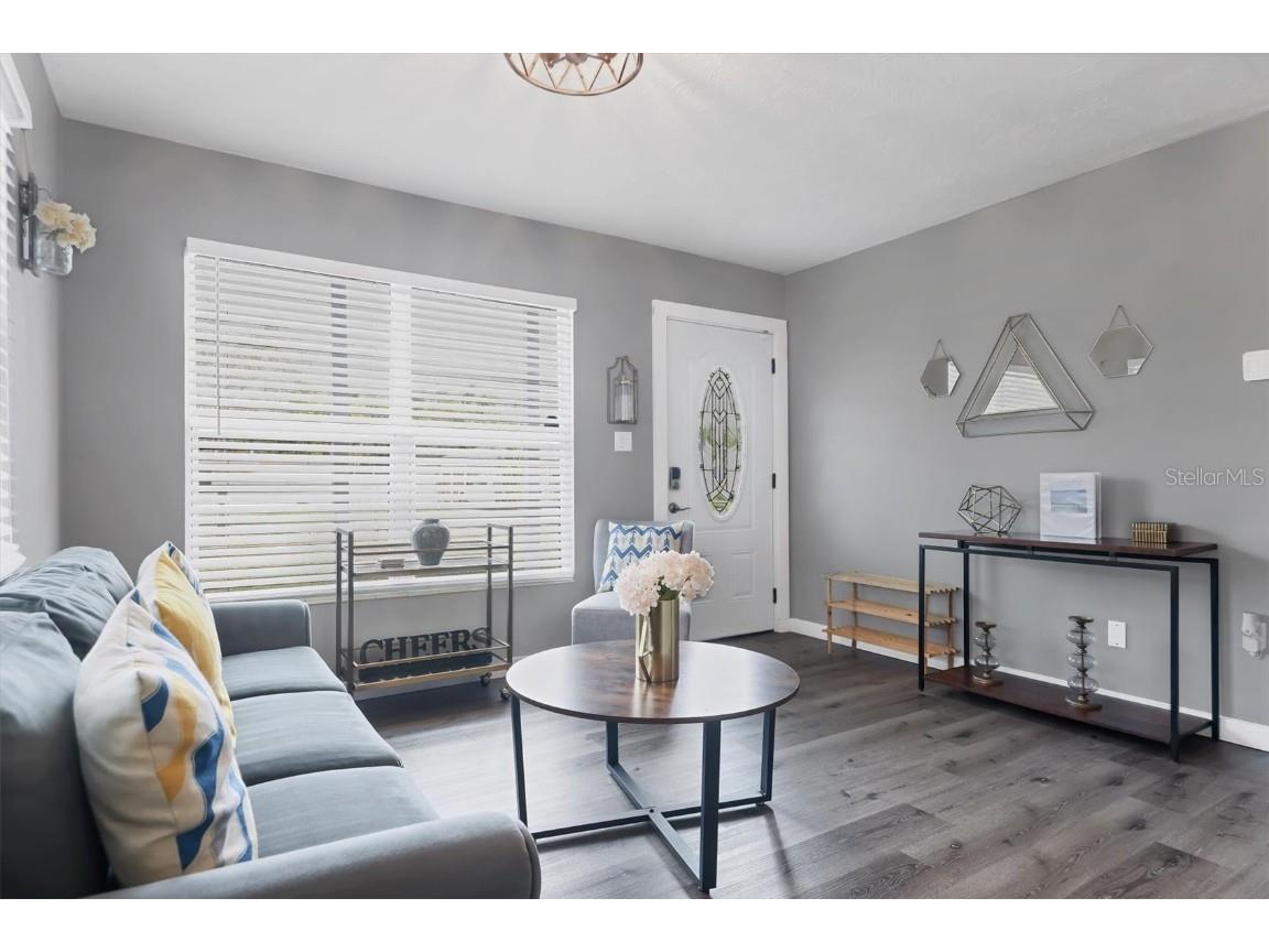 3224 Williamsburg Street Sarasota FL 34231 A4674010 image5