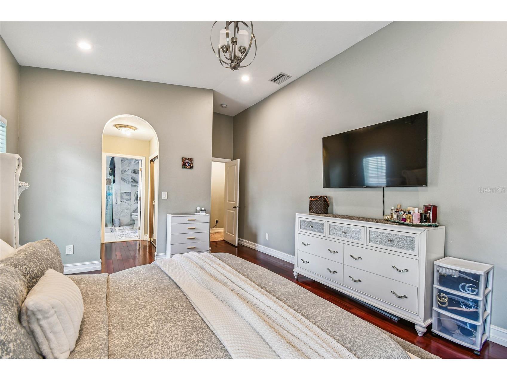 3225 71st Avenue N Saint Petersburg FL 33702 TB8511585 image18
