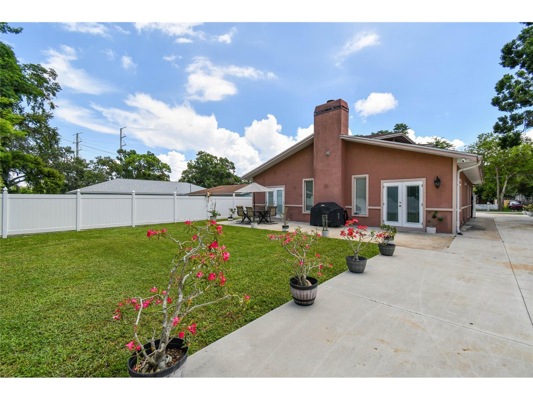 3225 71st Avenue N Saint Petersburg FL 33702 TB8511585 image44