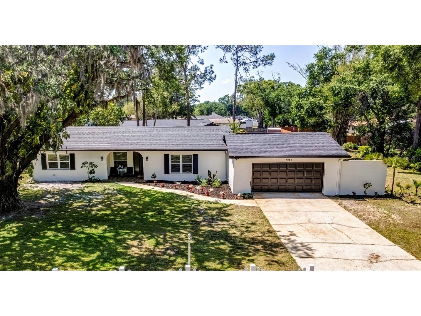 3225 Bea Court Land O Lakes FL 34639 - LAKE PADGETTE SAXON EAST TB8373736 image1