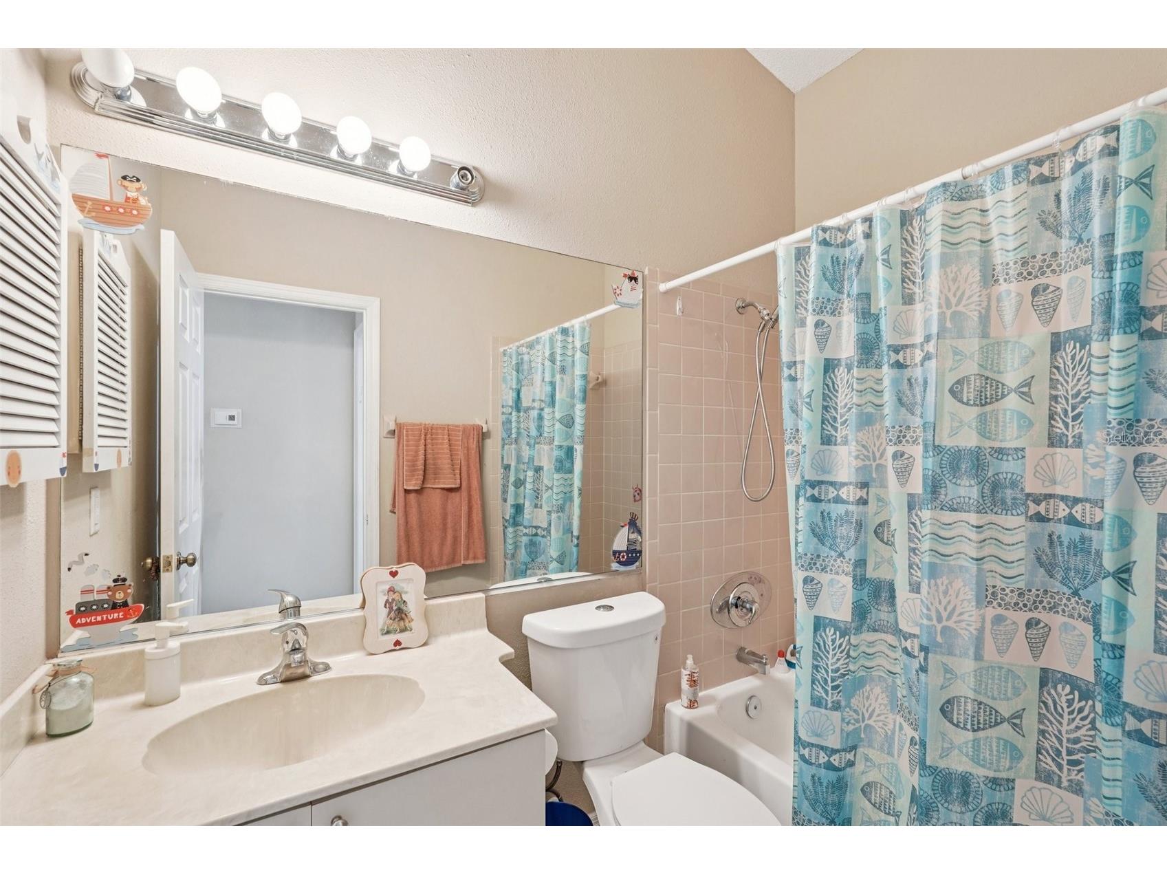 3225 Gulf Watch Court Sarasota FL 34231 TB8483842 image11