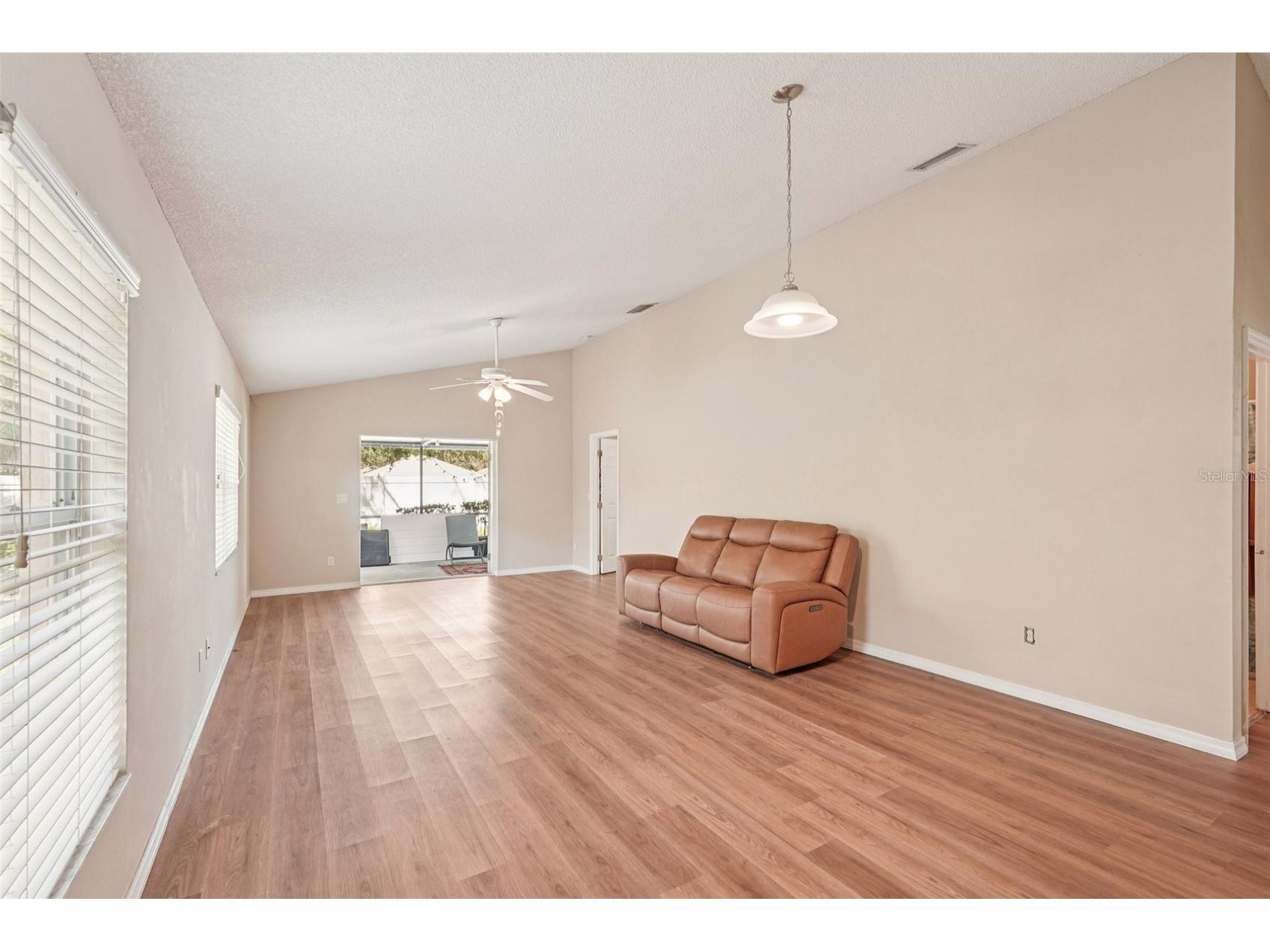 3225 Gulf Watch Court Sarasota FL 34231 TB8483842 image3