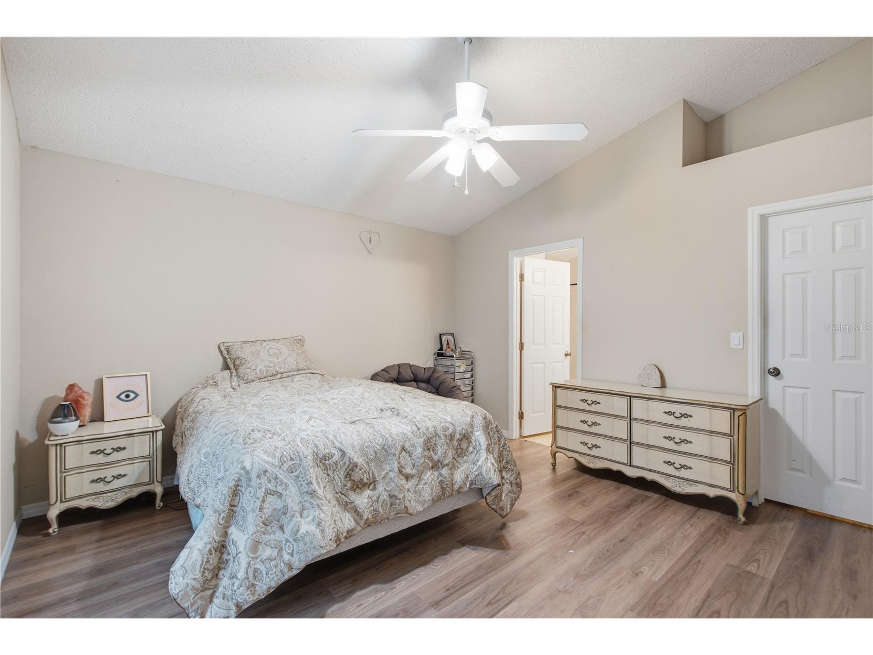 3225 Gulf Watch Court Sarasota FL 34231 TB8519650 image16