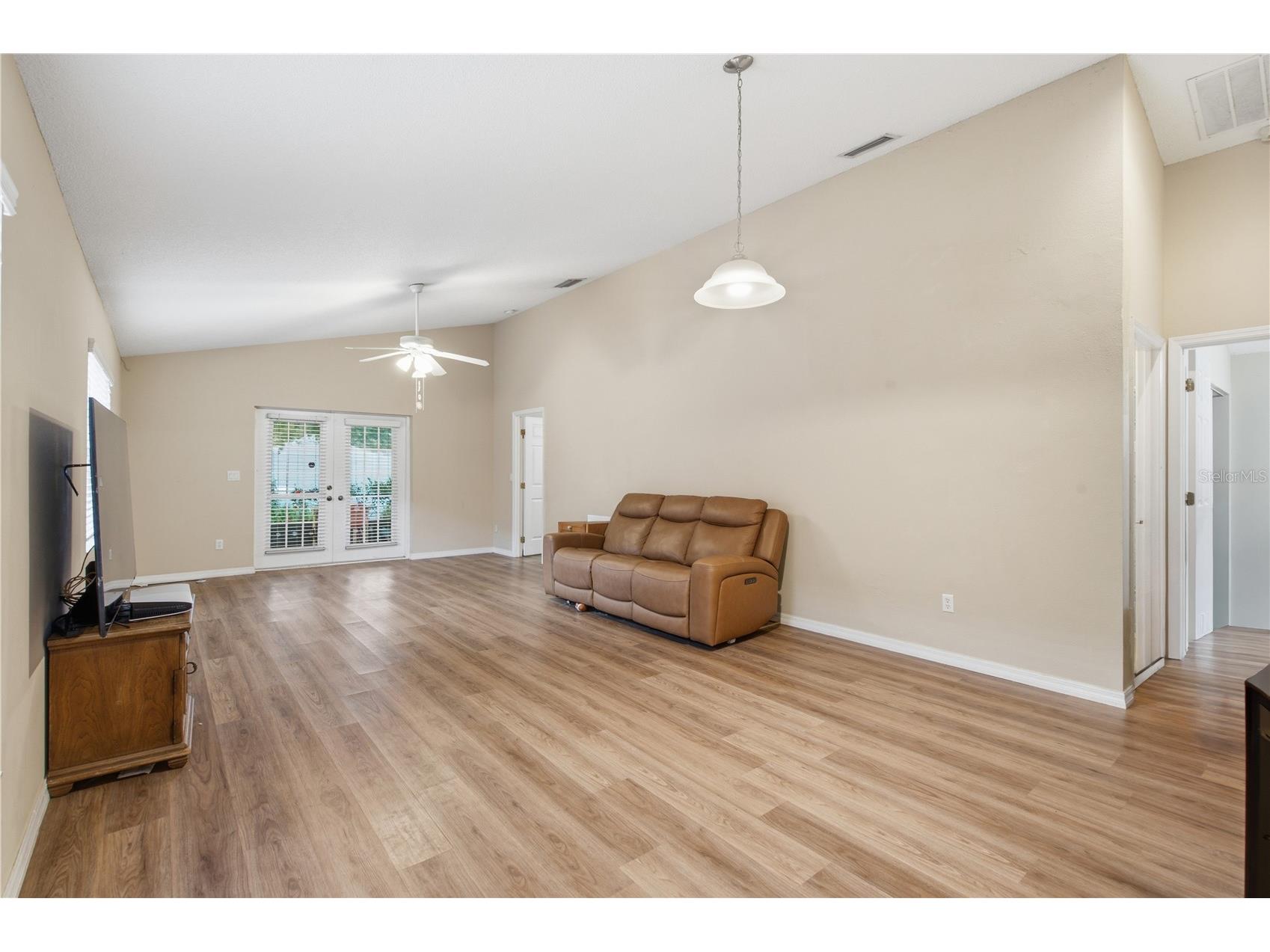 3225 Gulf Watch Court Sarasota FL 34231 TB8519650 image7