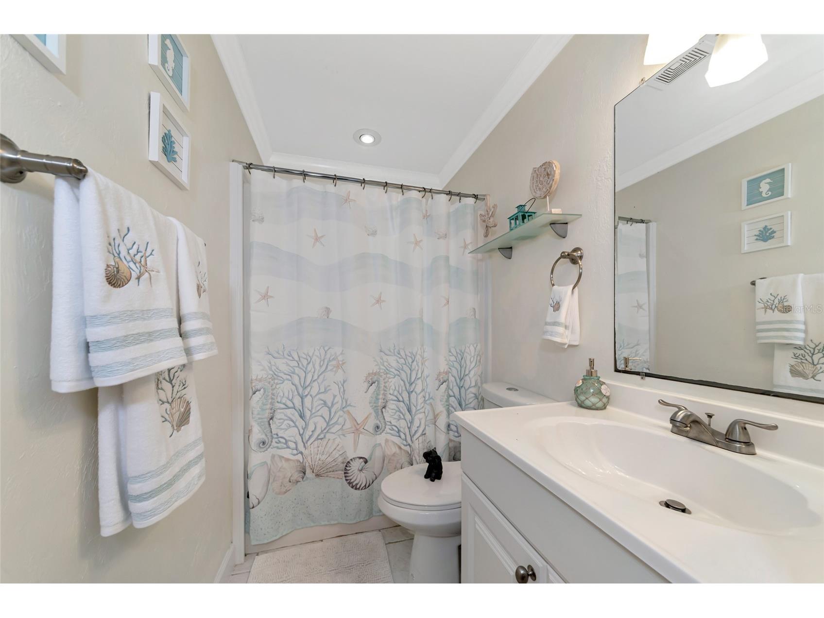 3225 Ramblewood Drive Sarasota FL 34237 A4678479 image29