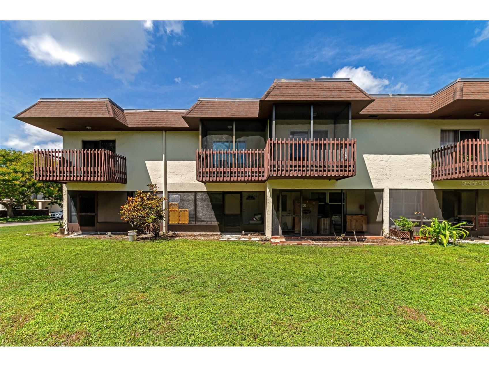 3225 Ramblewood Drive Sarasota FL 34237 A4678479 image3