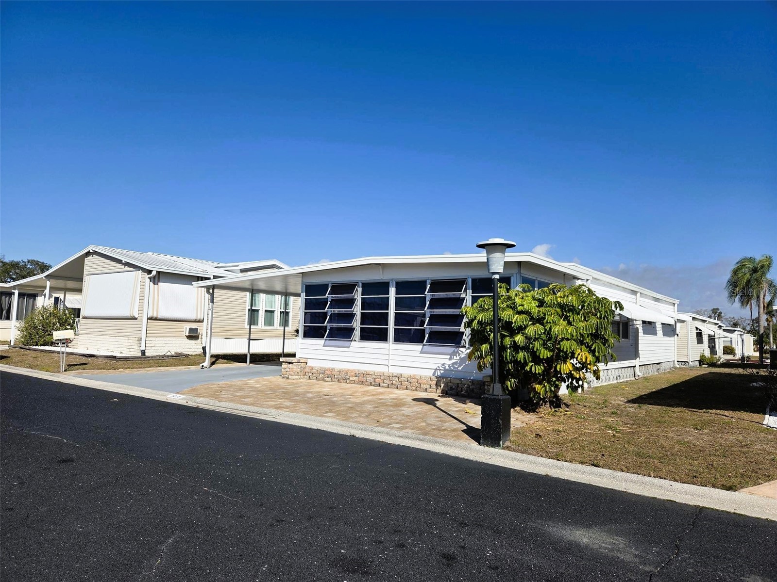 3225 Sweet Gum Terrace Sarasota FL 34237 A4682739 image2