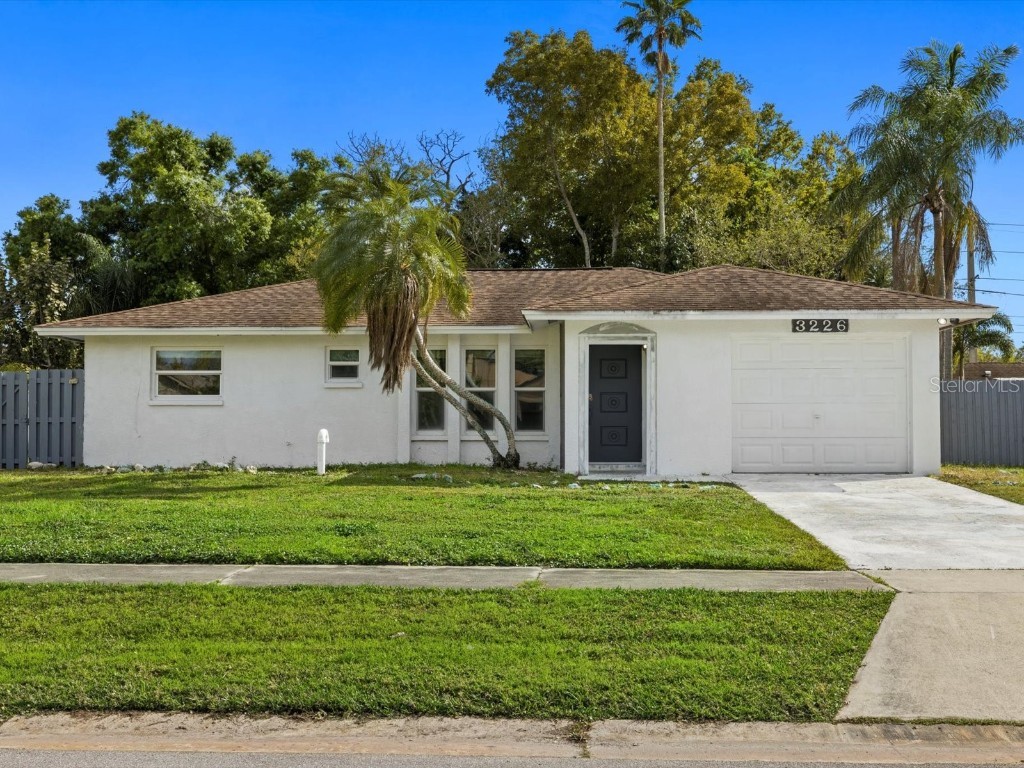3226 Campbell Street Sarasota FL 34231 A4602186 image1