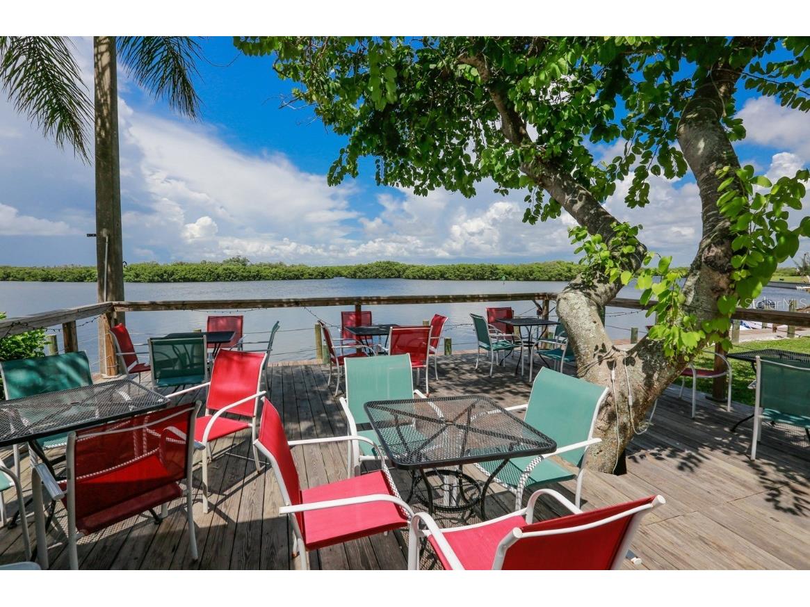 3226 Mangrove Point Drive Ruskin FL 33570 T3546286 image32