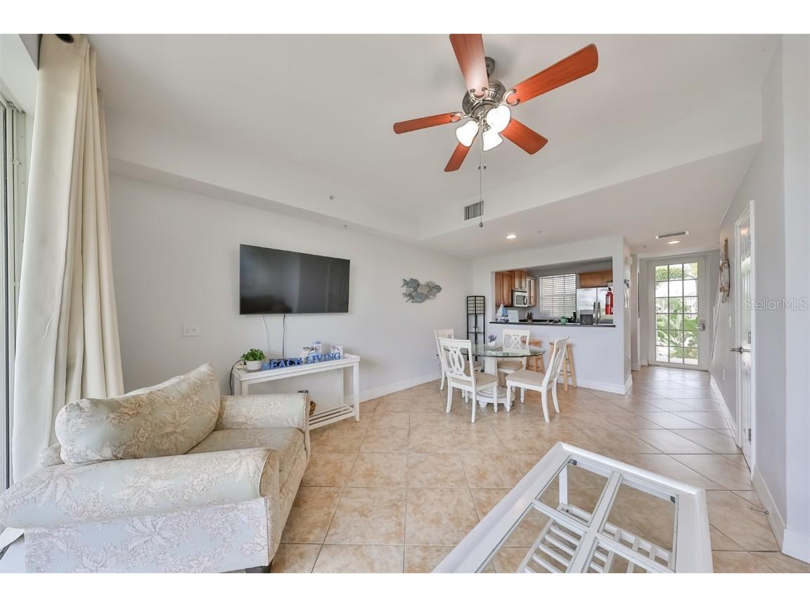 3226 Mangrove Point Drive Ruskin FL 33570 T3546286 image8