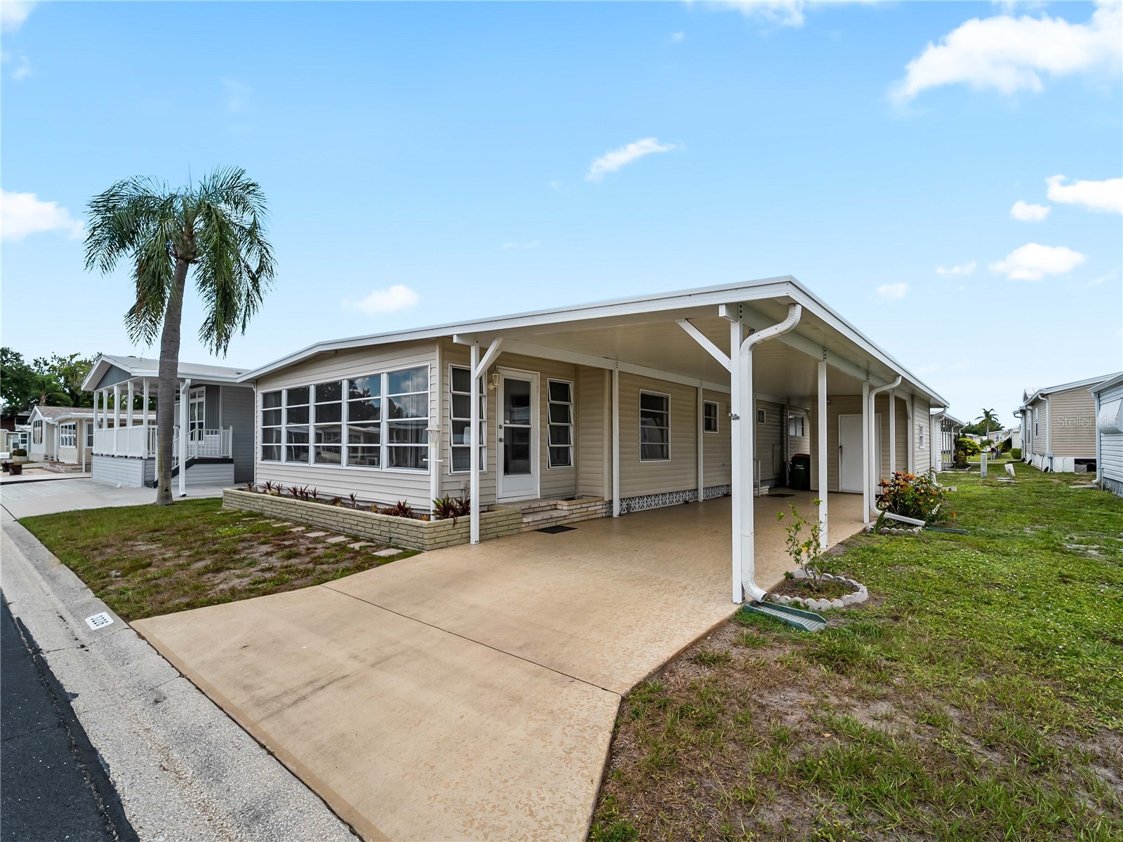 3226 Sweet Bay Terrace Sarasota FL 34237 A4698716 image2