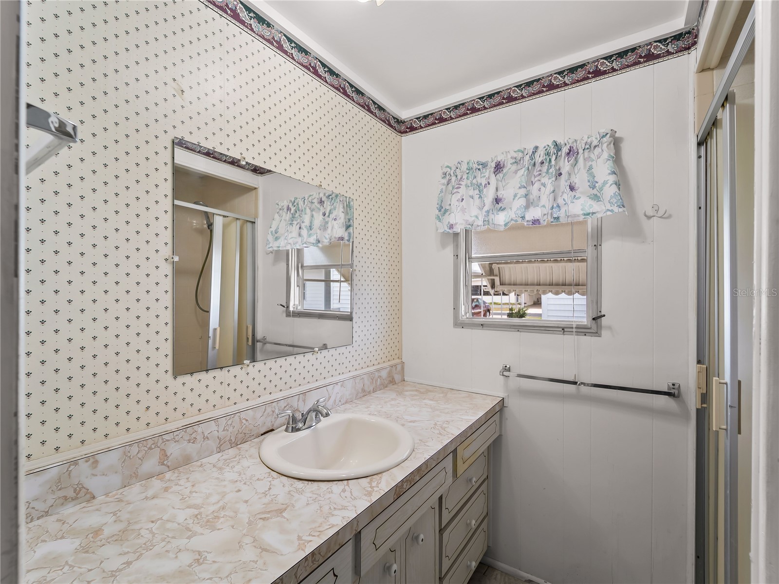 3226 Sweet Bay Terrace Sarasota FL 34237 A4698716 image21