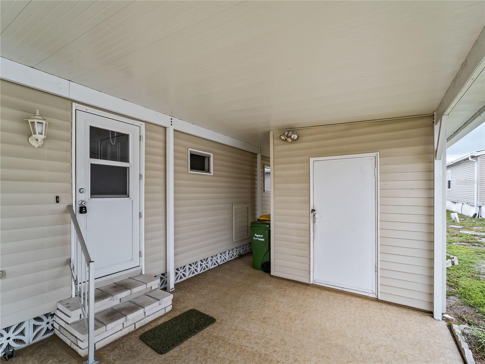 3226 Sweet Bay Terrace Sarasota FL 34237 A4698716 image5