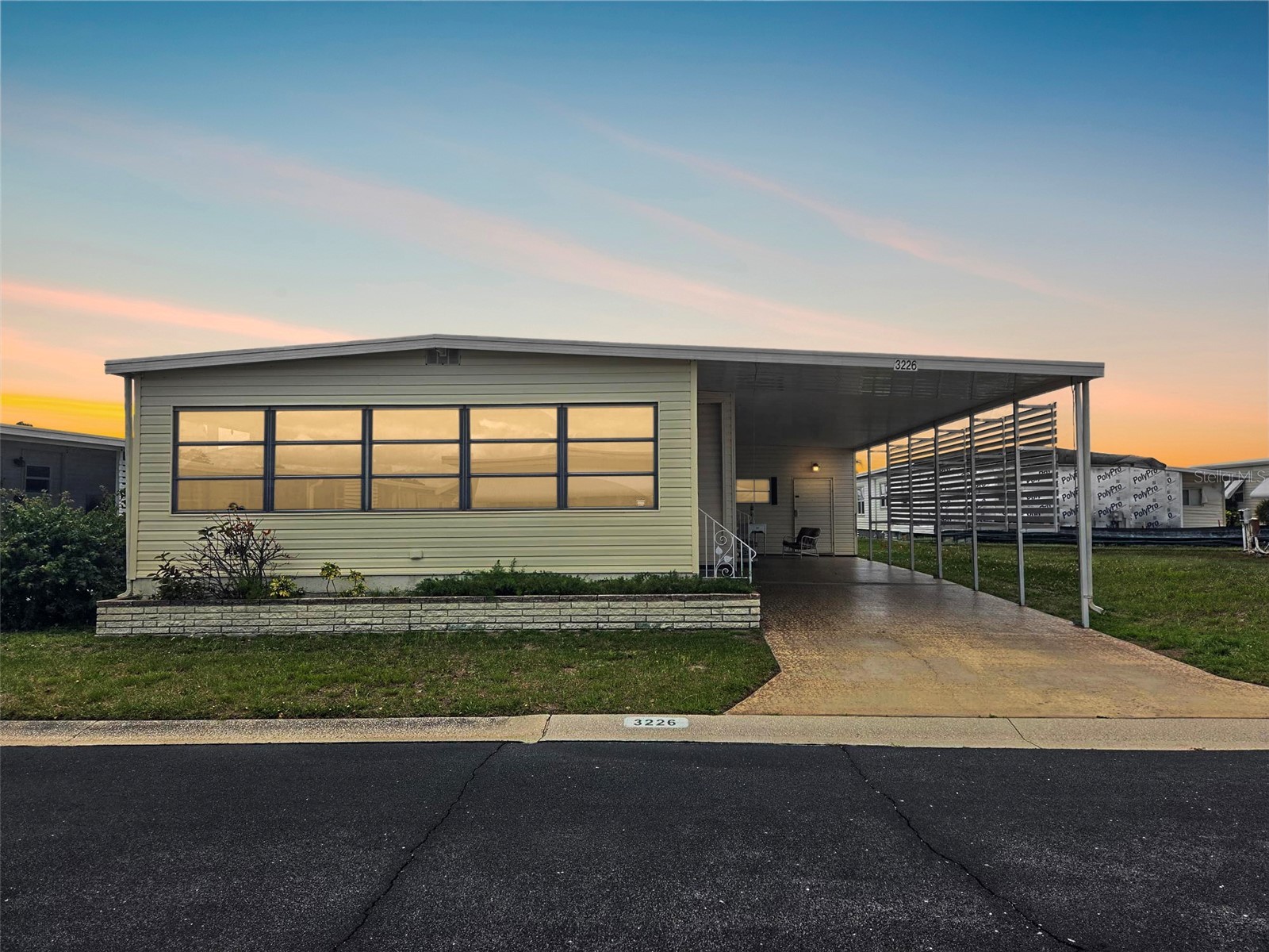 3226 Sweet Gum Terrace Sarasota FL 34237 A4689264 image1