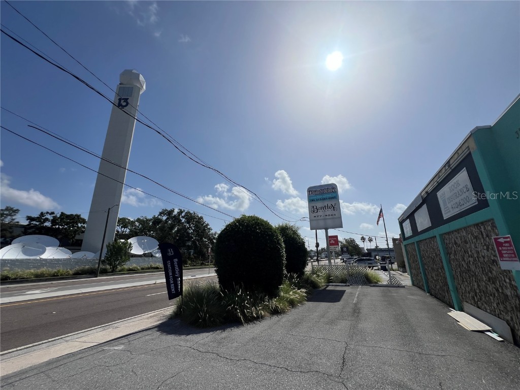 3226 W Kennedy Boulevard Tampa FL 33609 TB8411998 image8