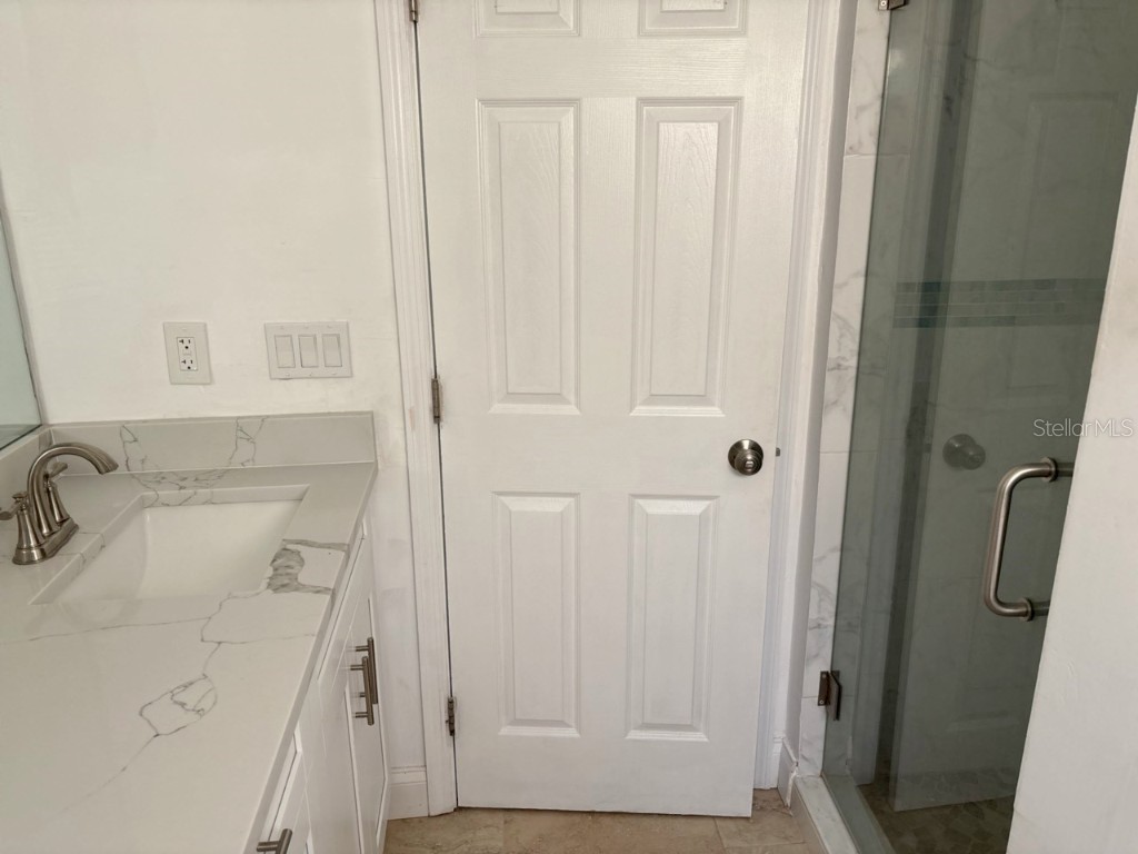 3227 70th Avenue N Saint Petersburg FL 33702 TB8456866 image2