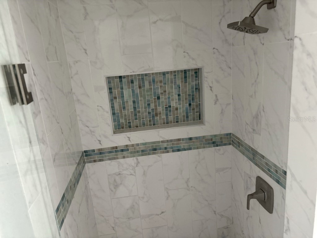 3227 70th Avenue N Saint Petersburg FL 33702 TB8456866 image4