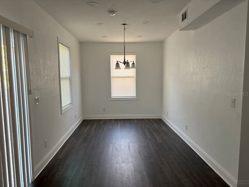 3227 70th Avenue N Saint Petersburg FL 33702 TB8456866 image5