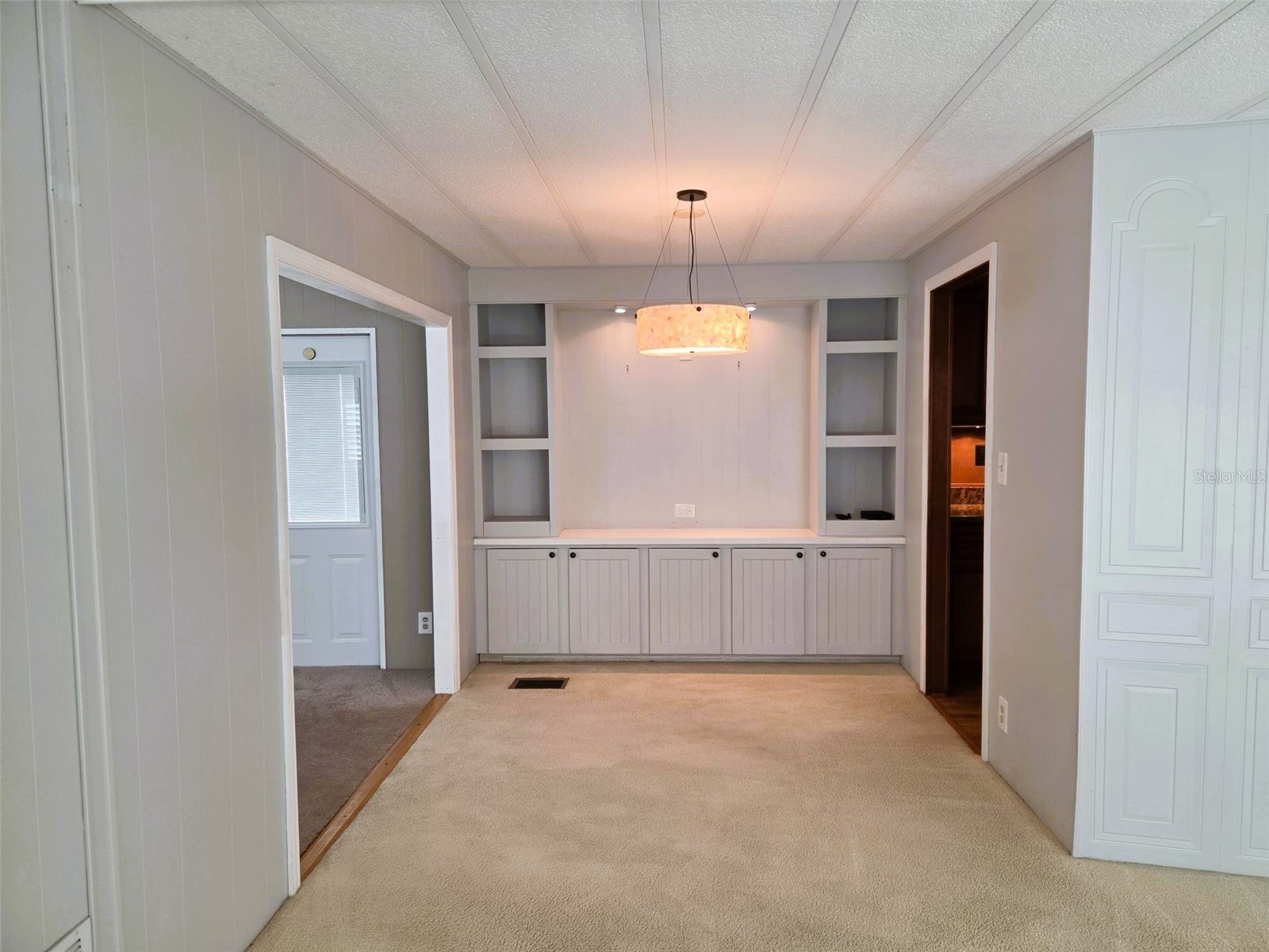 3227 Bayberry Terrace Sarasota FL 34237 A4694645 image12
