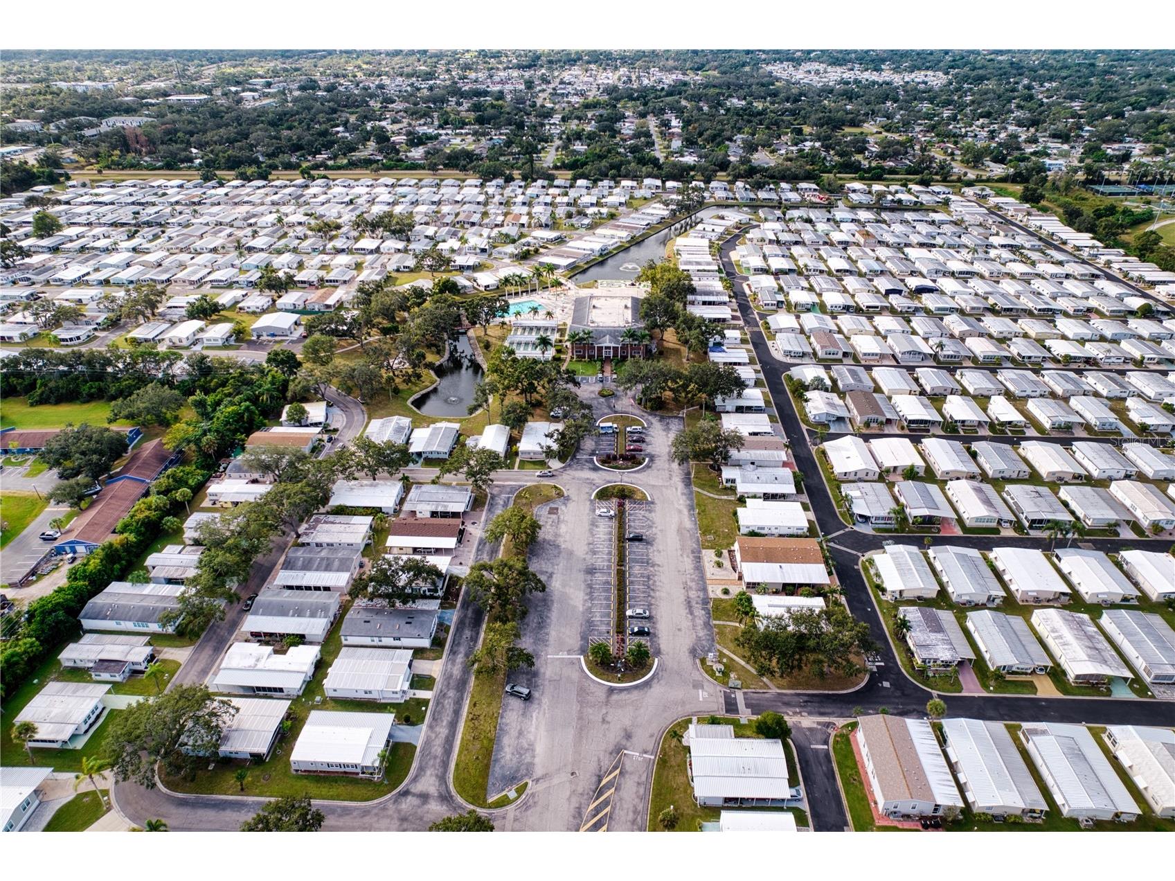 3227 Bayberry Terrace Sarasota FL 34237 A4694645 image29