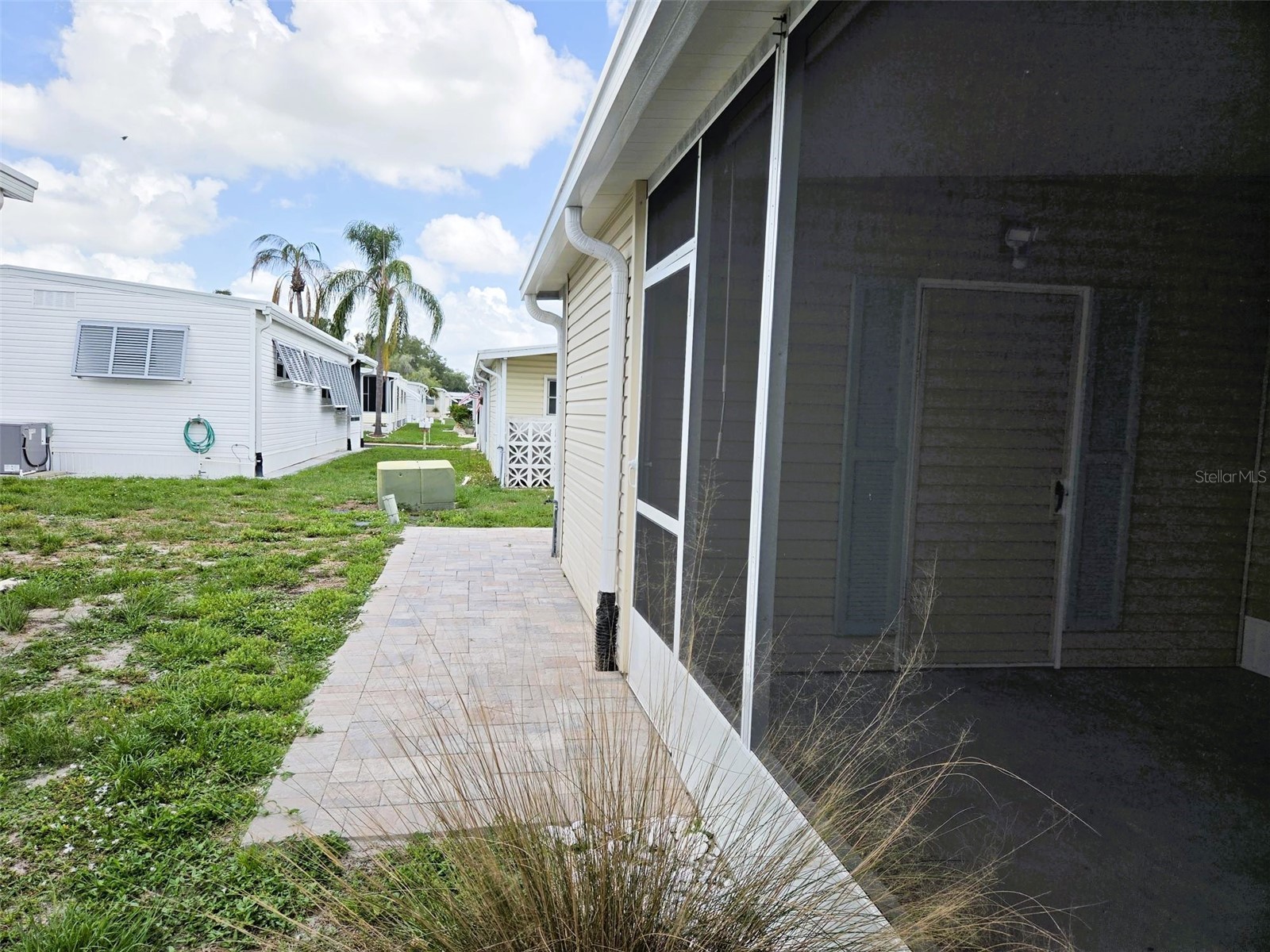 3227 Bayberry Terrace Sarasota FL 34237 A4694645 image4