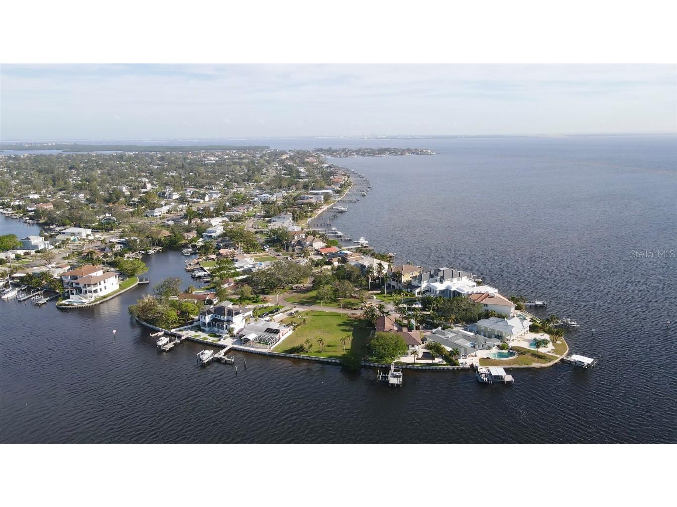 3227 Bayshore Boulevard NE Saint Petersburg FL 33703 - TAMPA BAY TB8387249 image32