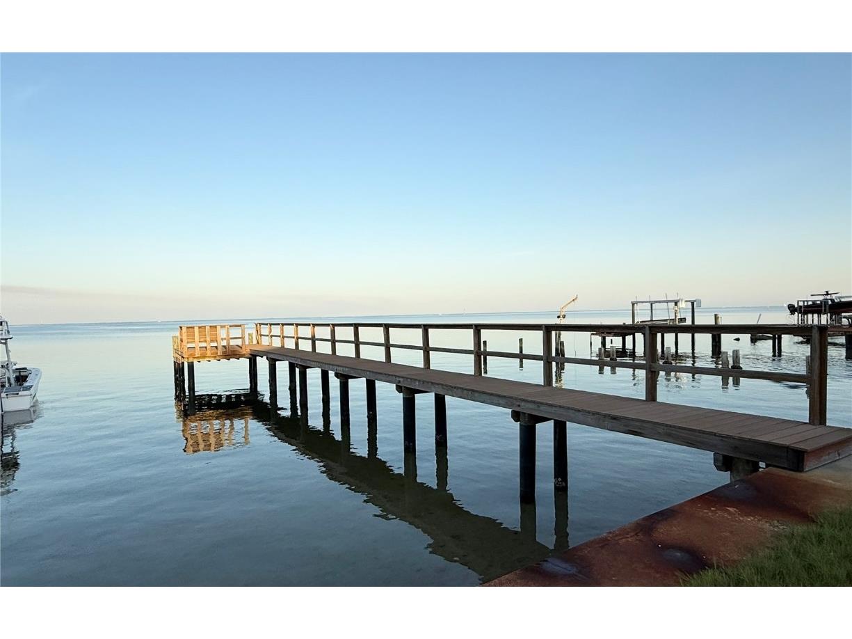 3227 Bayshore Boulevard NE Saint Petersburg FL 33703 - TAMPA BAY TB8387249 image36