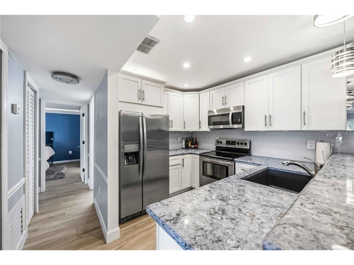 3227 Beneva Road #201 Sarasota FL 34232 A4672185 image16