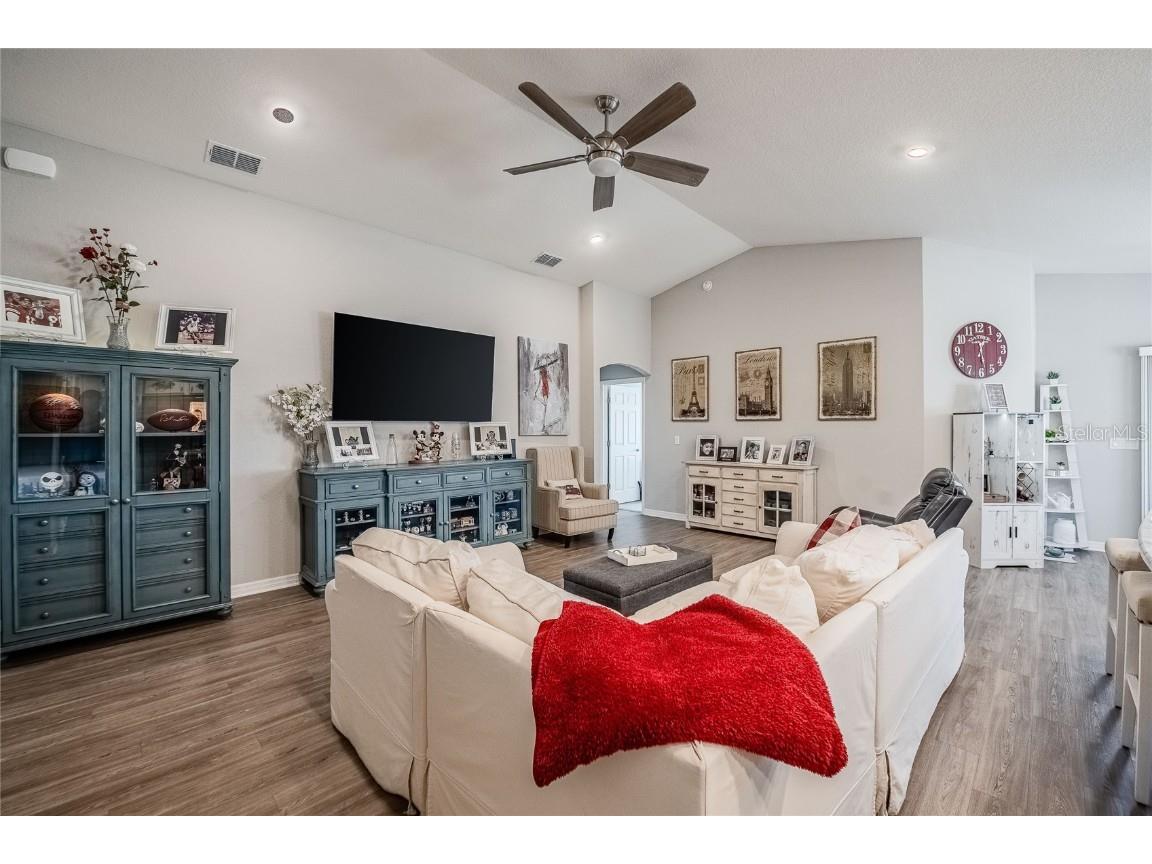 3227 Costello Circle Winter Haven FL 33884 L4956563 image2