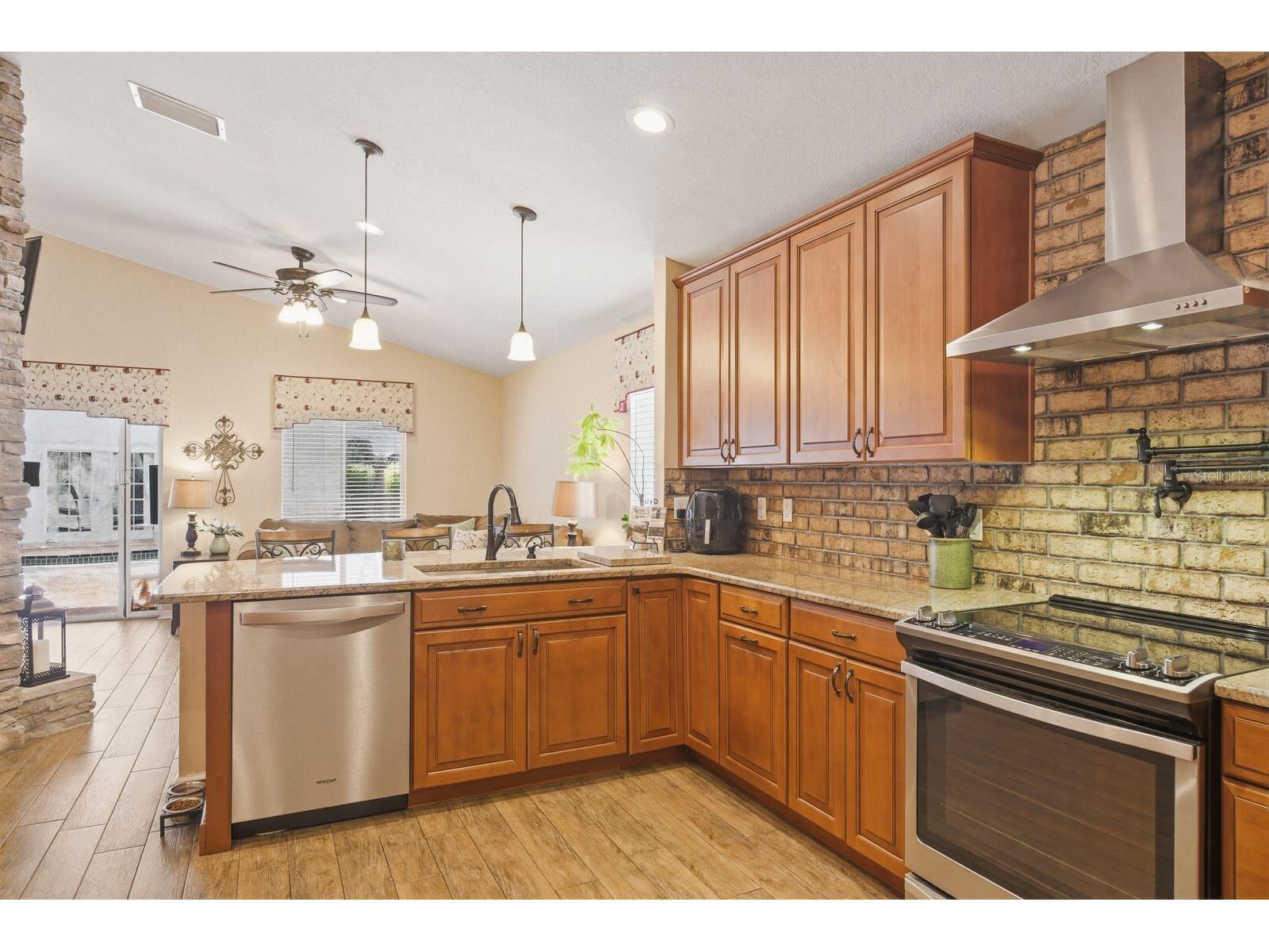 3228 Bentley Drive Palm Harbor FL 34684 TB8504716 image15