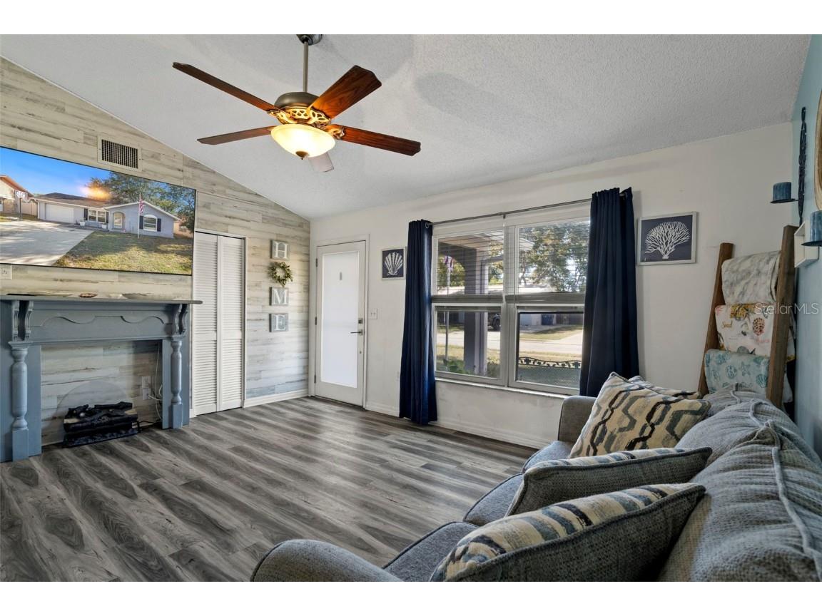 3228 Kismet Court New Port Richey FL 34655 W7881650 image5