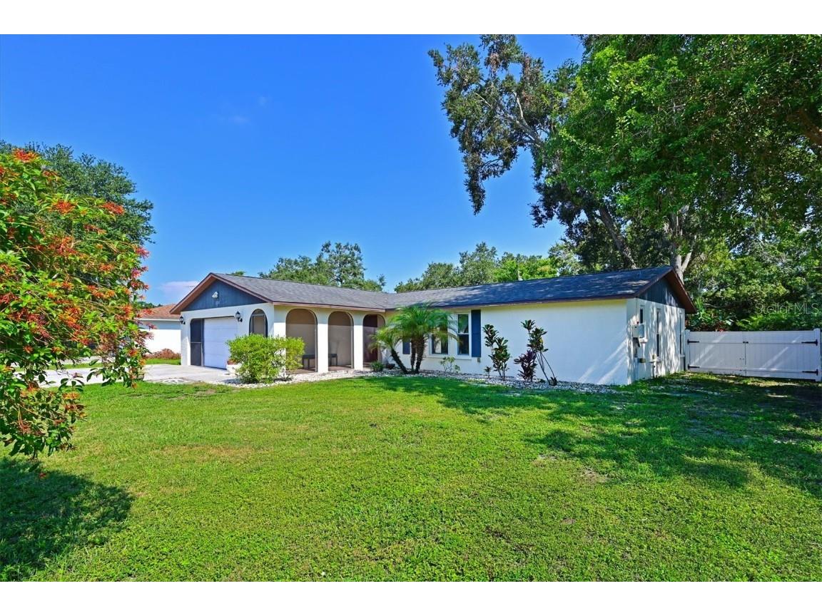 3228 Village Lane Sarasota FL 34235 A4619739 image1