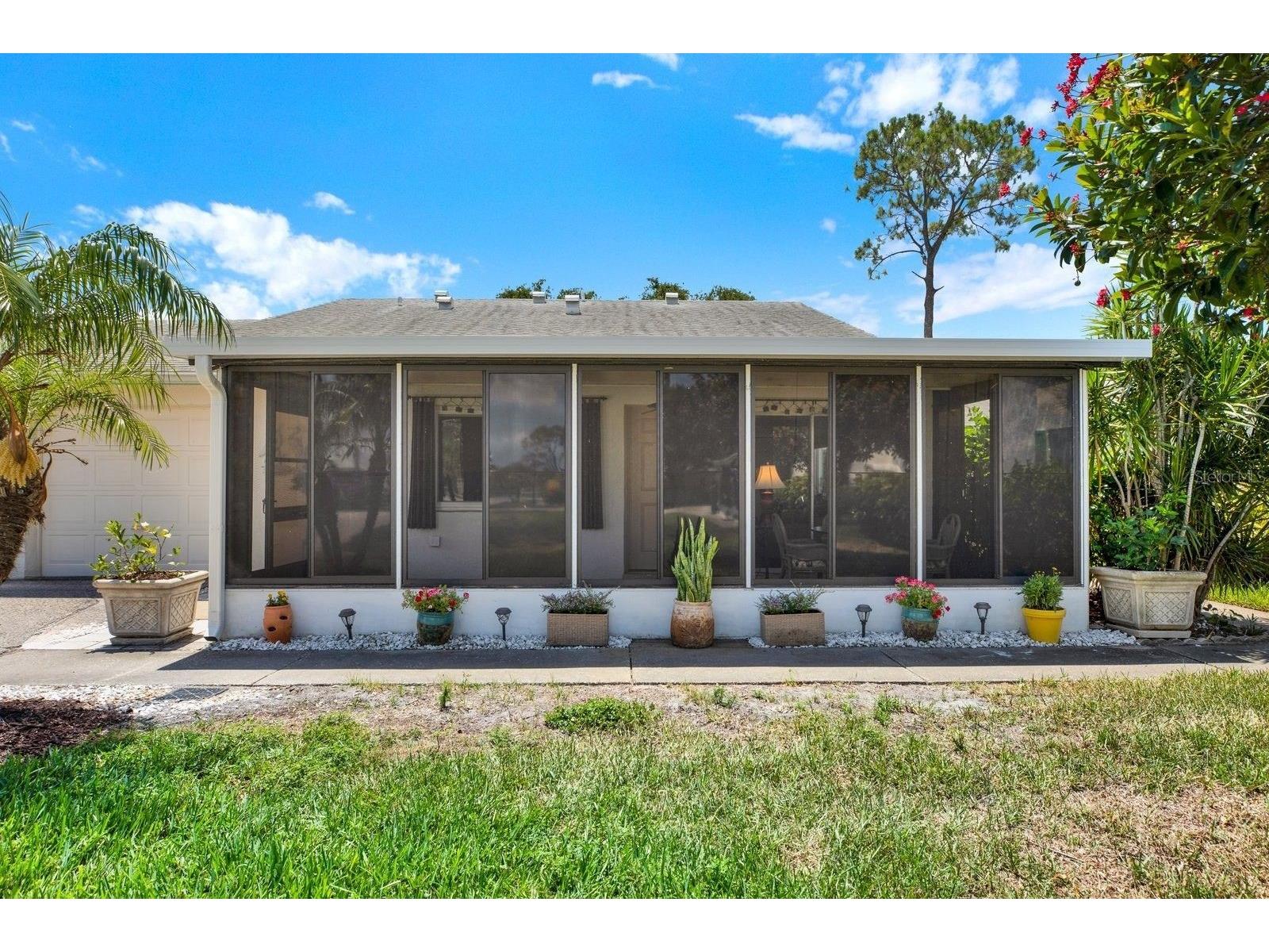 3229 40th Lane S #C Saint Petersburg FL 33711 TB8390509 image1