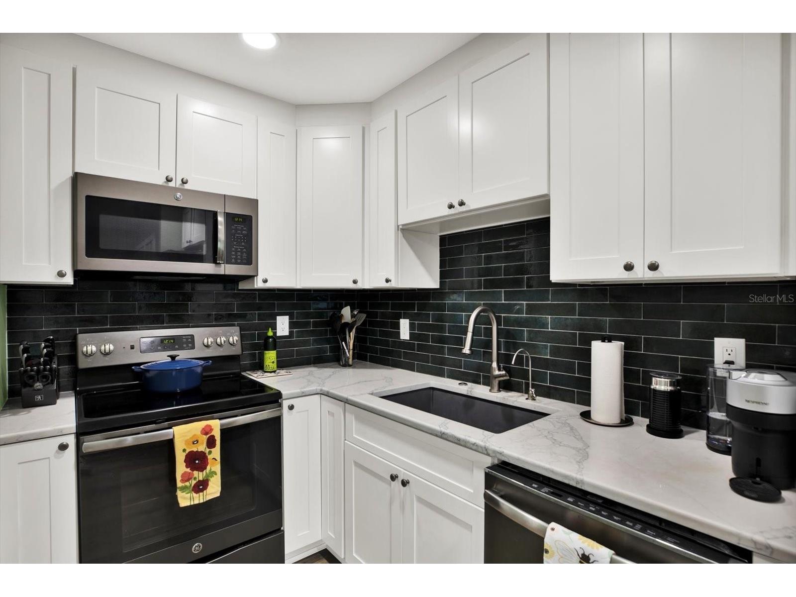 3229 40th Lane S #C Saint Petersburg FL 33711 TB8390509 image5