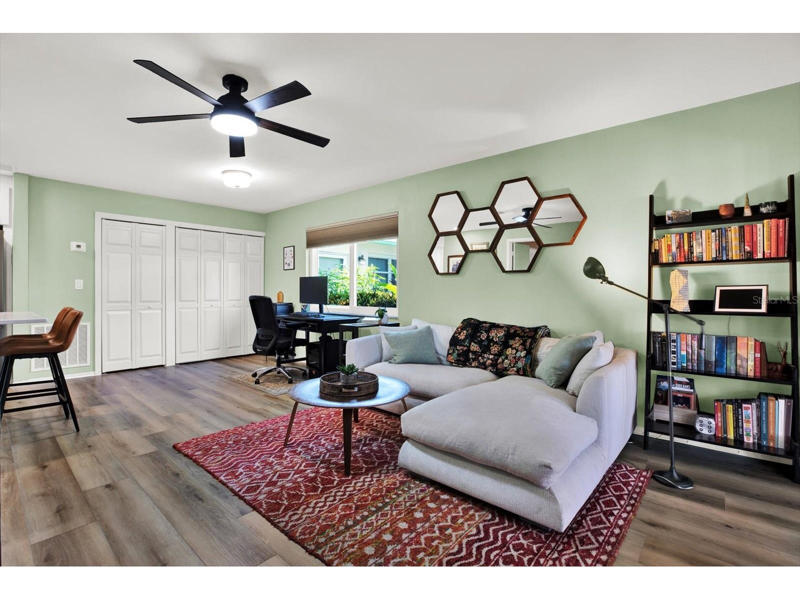 3229 40th Lane S #C Saint Petersburg FL 33711 TB8390509 image9