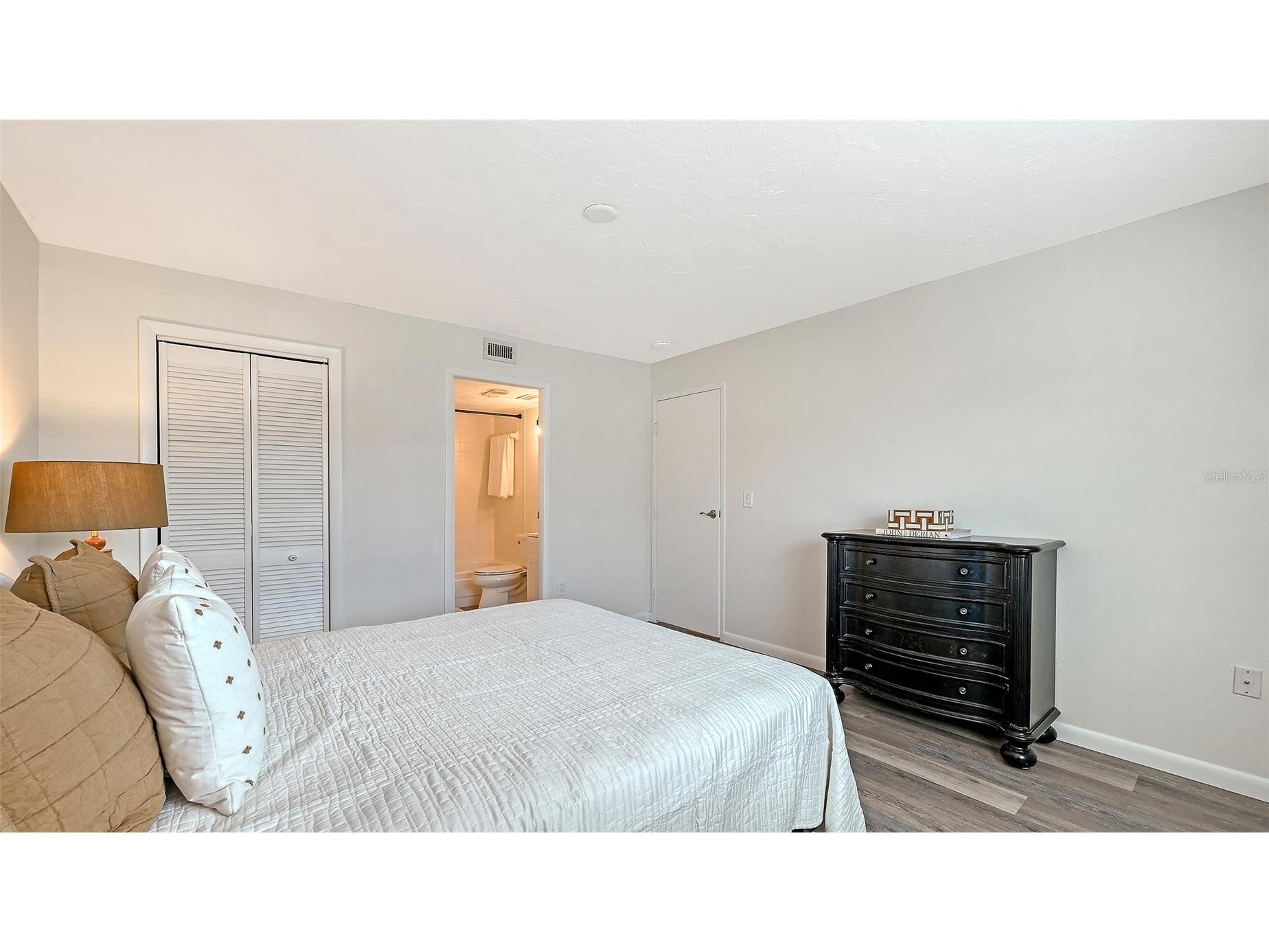 3229 Beneva Road #101 Sarasota FL 34232 A4682891 image15