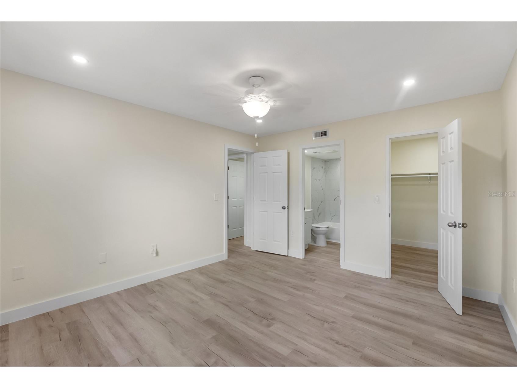 3229 Beneva Road #203 Sarasota FL 34232 A4694705 image17