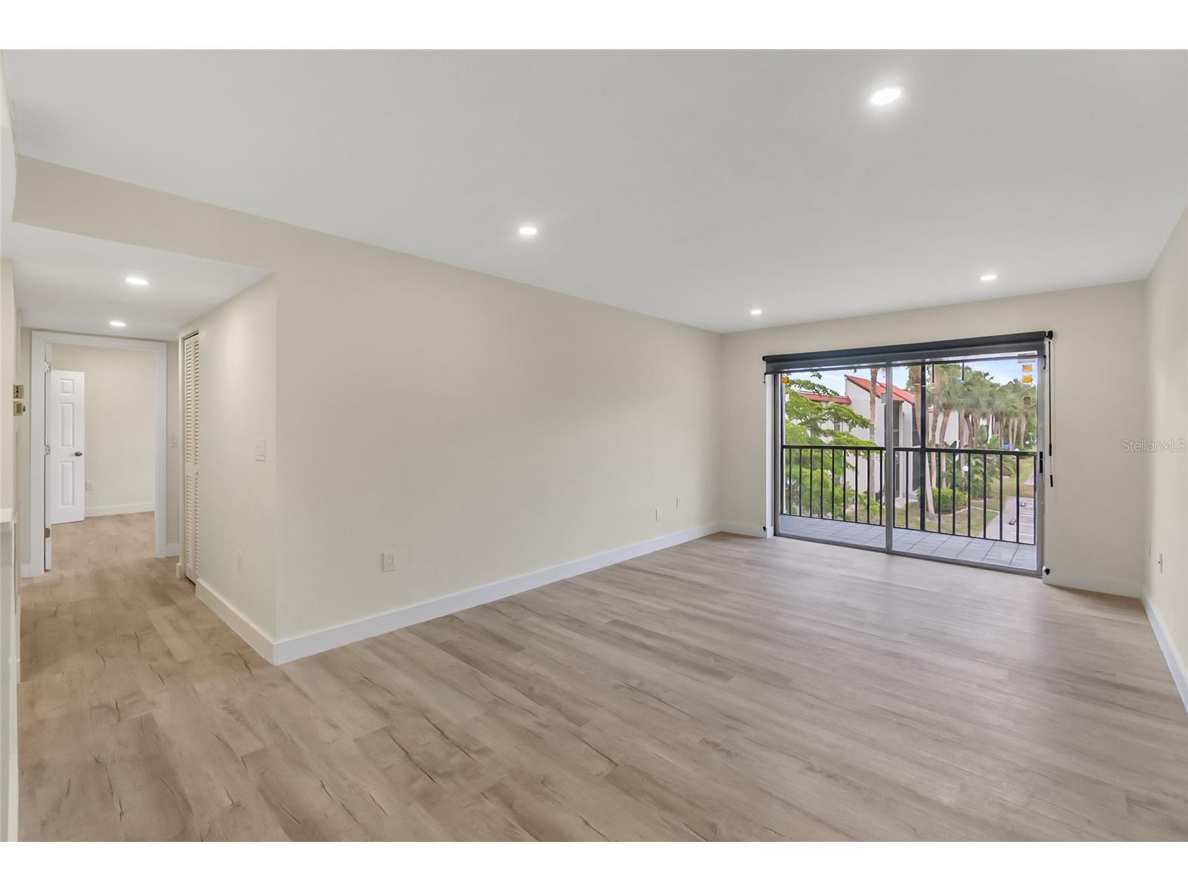 3229 Beneva Road #203 Sarasota FL 34232 A4694705 image9