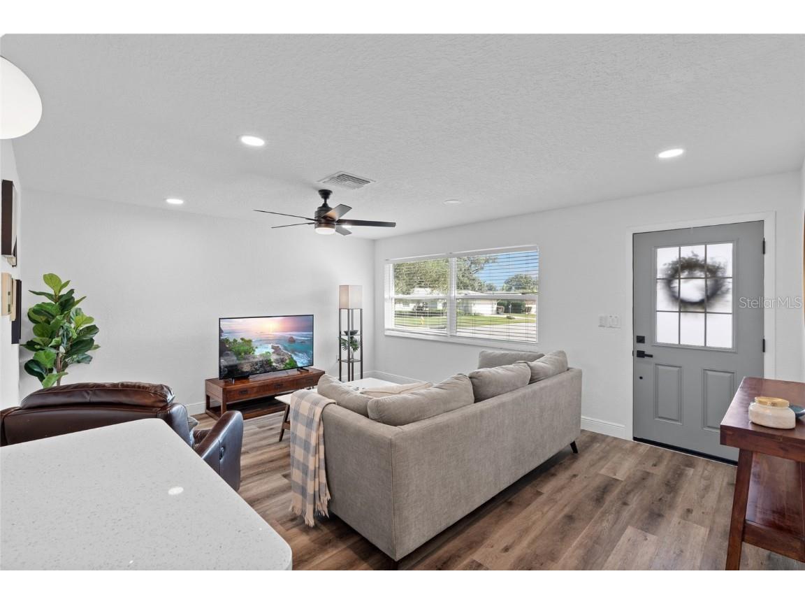 3229 Parkway Place Palm Harbor FL 34684 TB8442469 image6