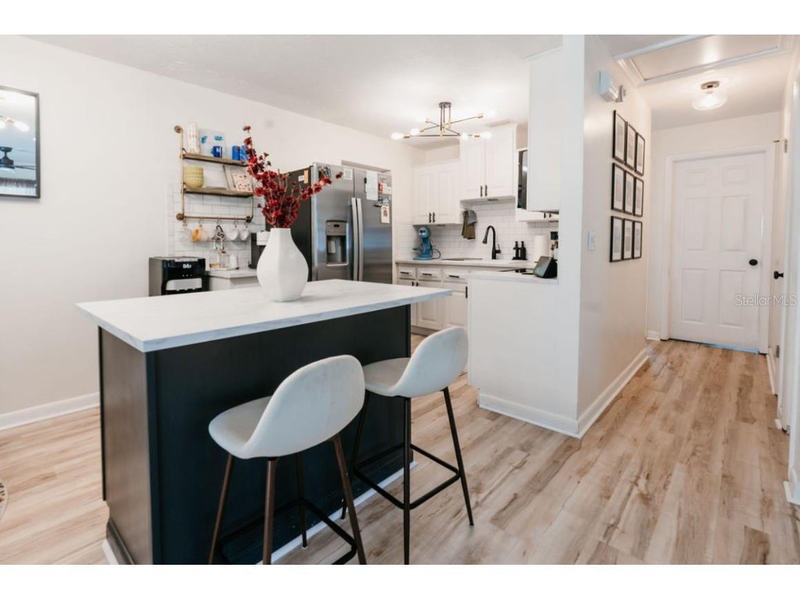 3229 W Fielder Street Tampa FL 33611 TB8452394 image4