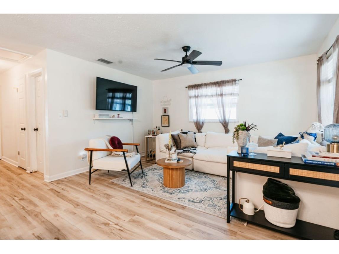 3229 W Fielder Street Tampa FL 33611 TB8452394 image9