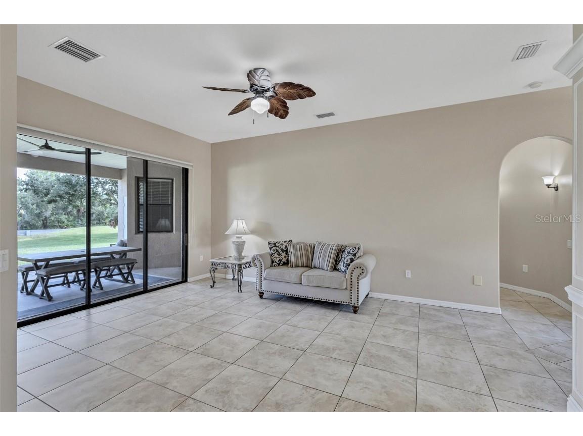 323 141st Court NE Bradenton FL 34212 A4666924 image16