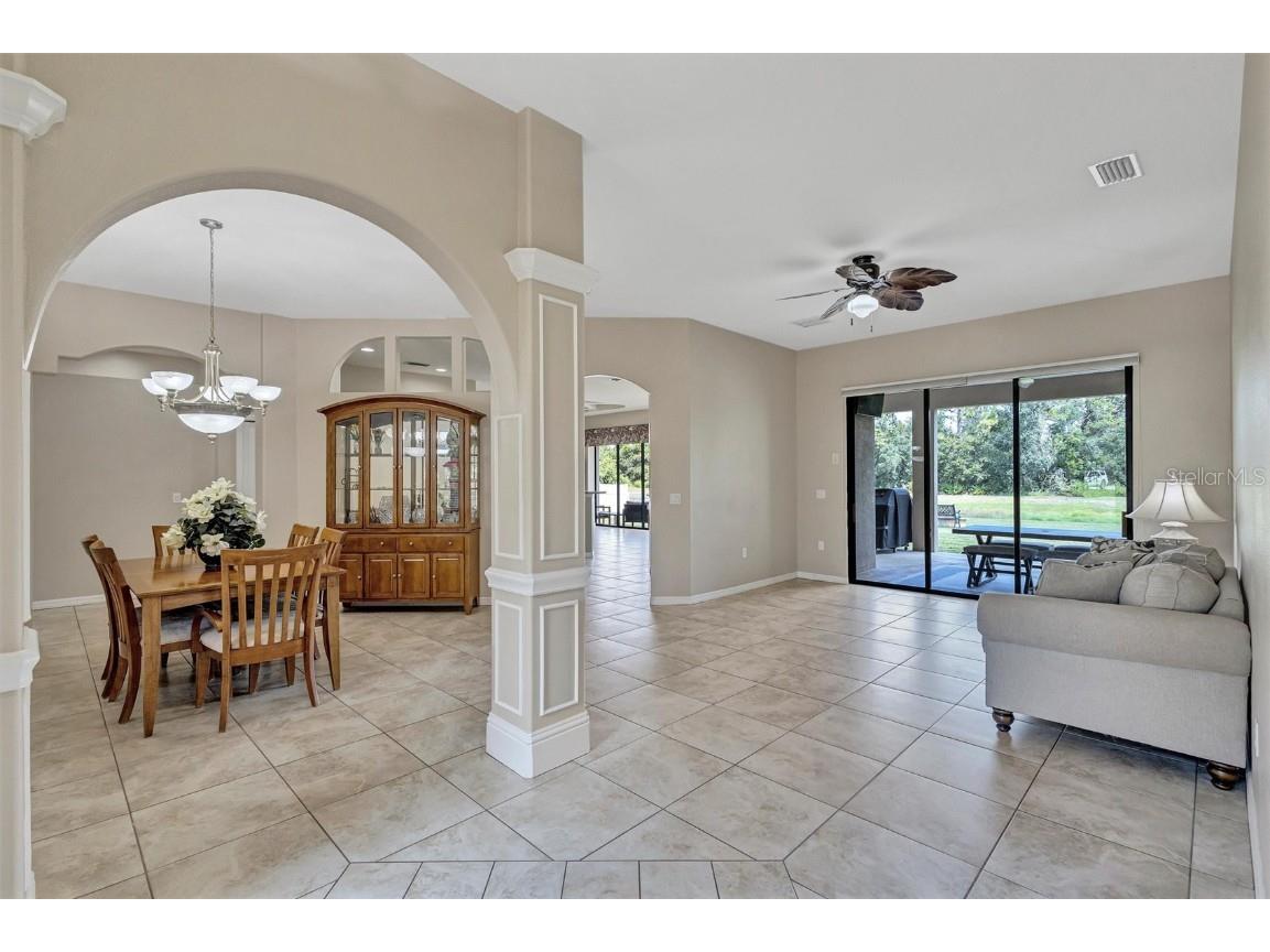 323 141st Court NE Bradenton FL 34212 A4666924 image17