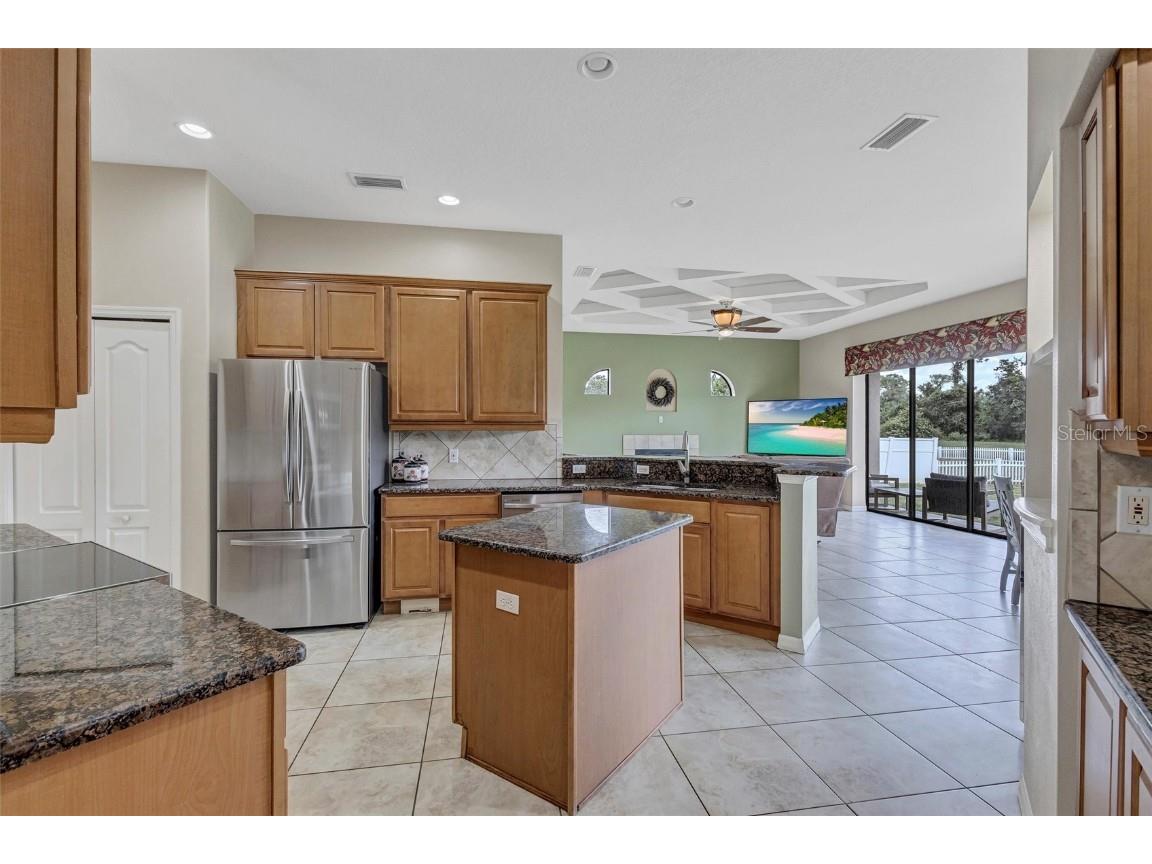 323 141st Court NE Bradenton FL 34212 A4666924 image26