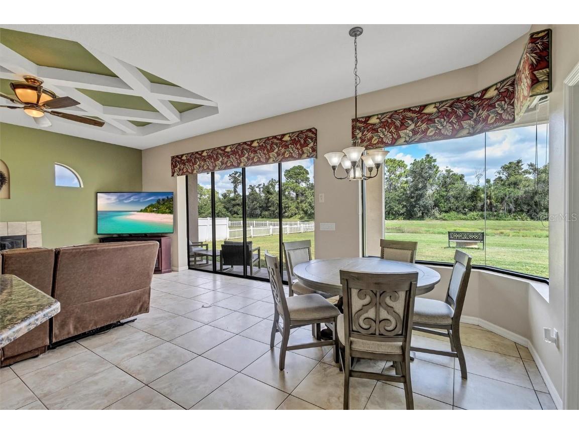 323 141st Court NE Bradenton FL 34212 A4666924 image31